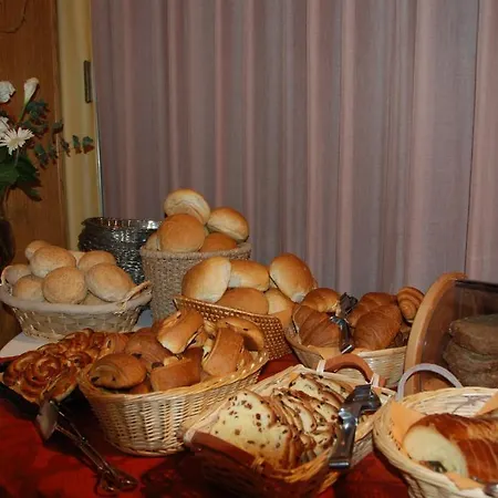 Mon Bijou Hotel 3*